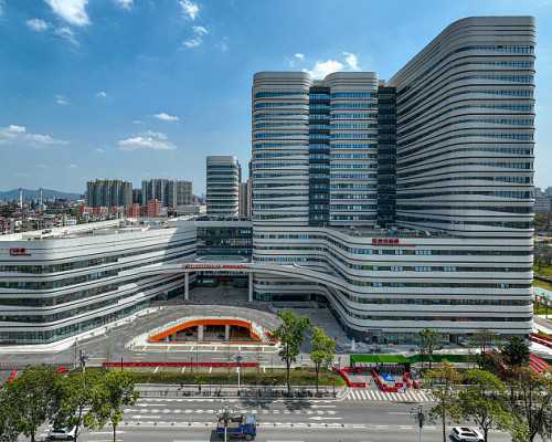 私立代孕机构与军事夏令营选择指南及解读：寻找最适合青少年的方案